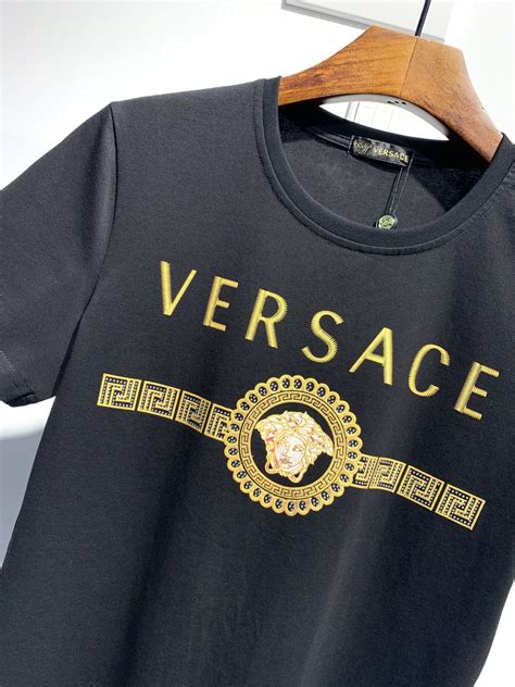 t shirt versace mujer|1st copy Versace shirt men.